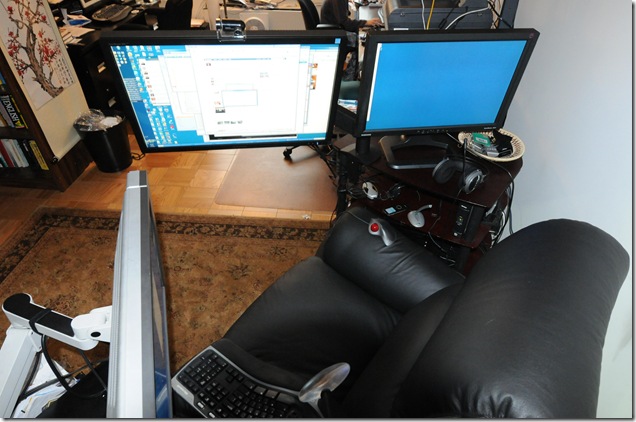 Lounge Chair computer